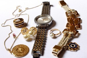 Do You Need to Sell Jewelry Studio City CA